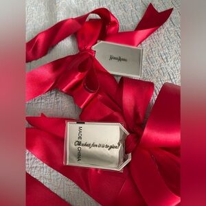 2 NEIMAN MARCUS SILVER COLLECTIBLE CHRISTMAS GIFT TAG ORNAMENTS STILL IN PLASTIC